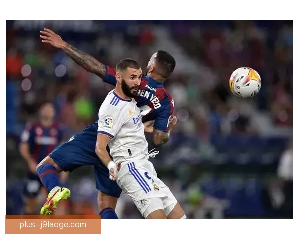 皇马官方发布维尼修斯登上马德里市中心巨型广告引发全城球迷热议 皇马官方发布维尼修斯登上马德里市中心巨型广告引发全城球迷热议